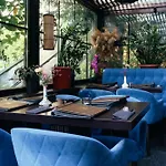 Petit Wannsee Gmbh 2*