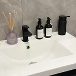 Petit Wannsee Gmbh Hotel Berlim