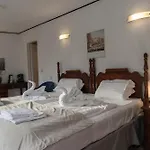 Petit Wannsee Gmbh Hotel