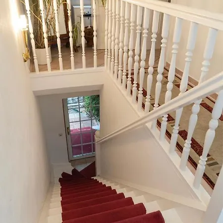 Petit Wannsee Hotel *