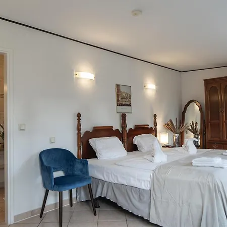 Petit Wannsee Gmbh 2*