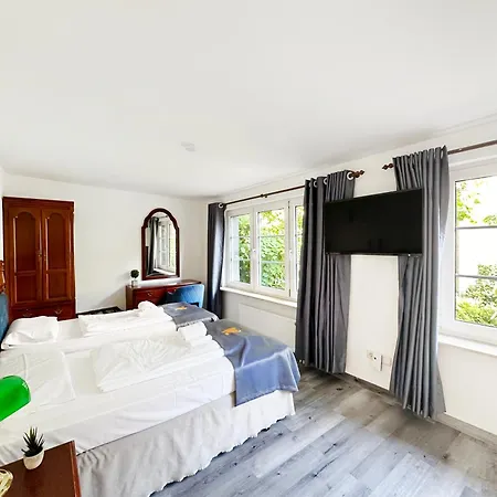 Hotel Petit Am Wannsee Berlin