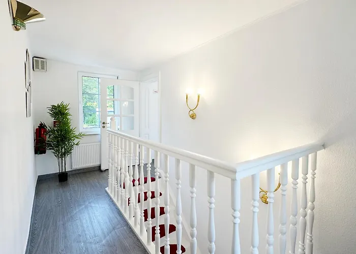 Hotel Petit Am Wannsee 2*